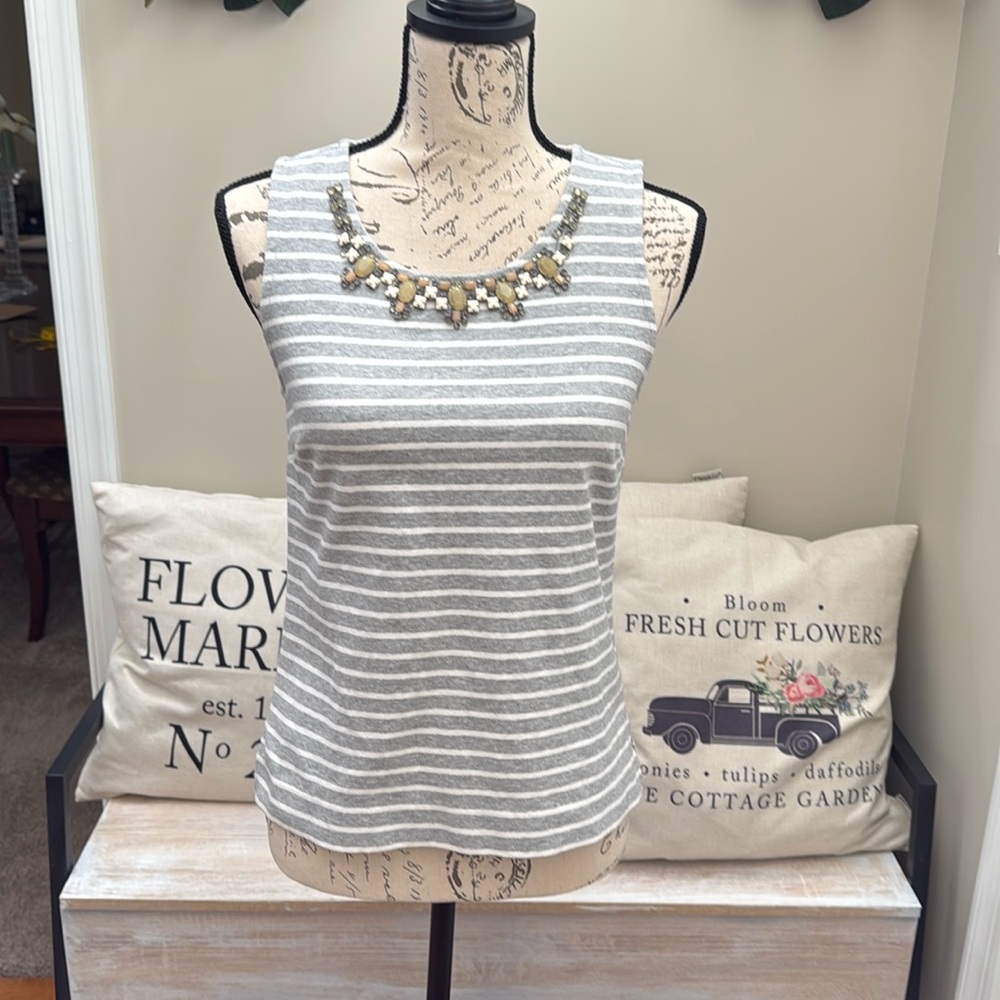 EUC J.Crew Beaded Scoop Neck Sleeveless top in XS